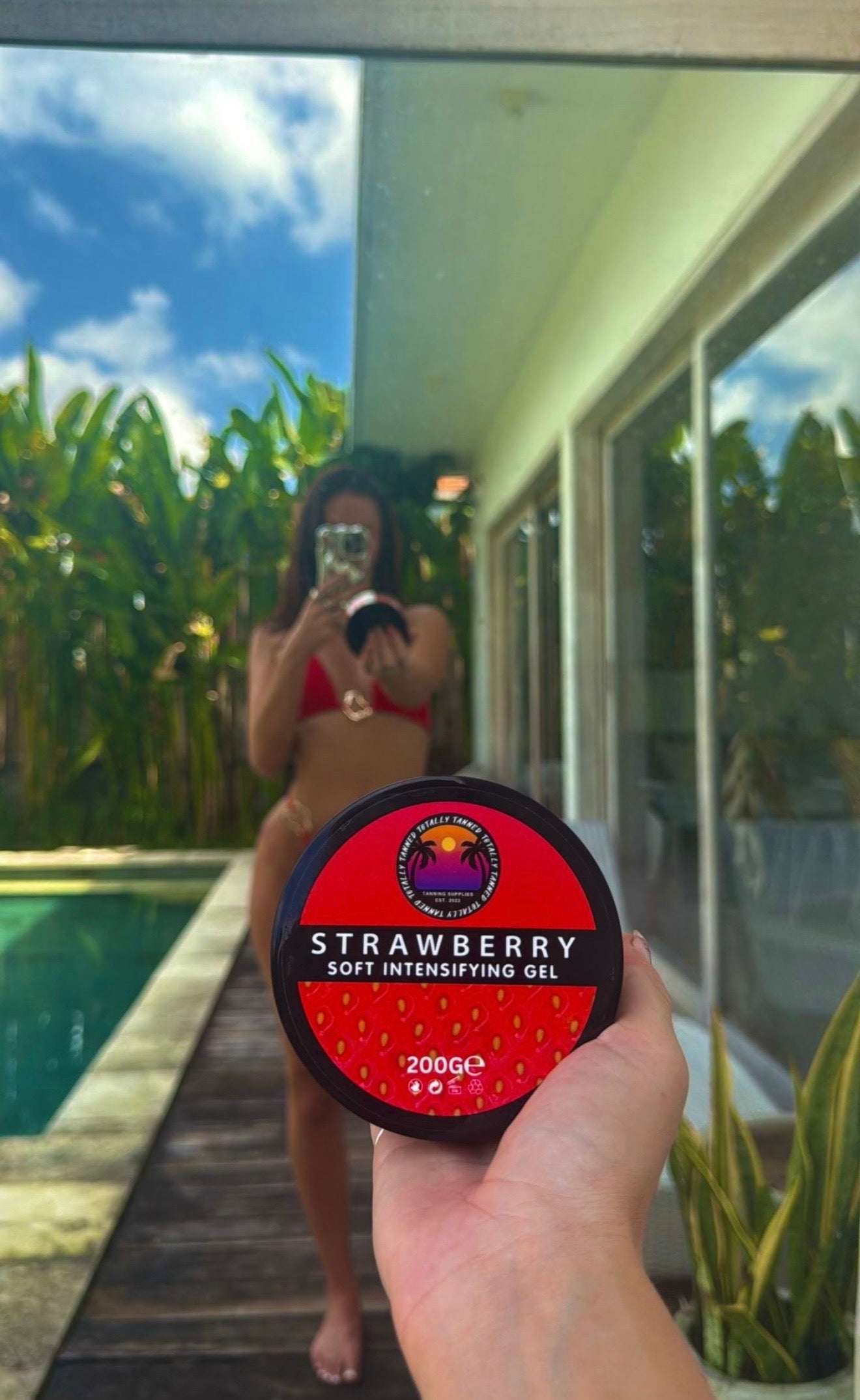 Strawberry Soft Intensifying Gel